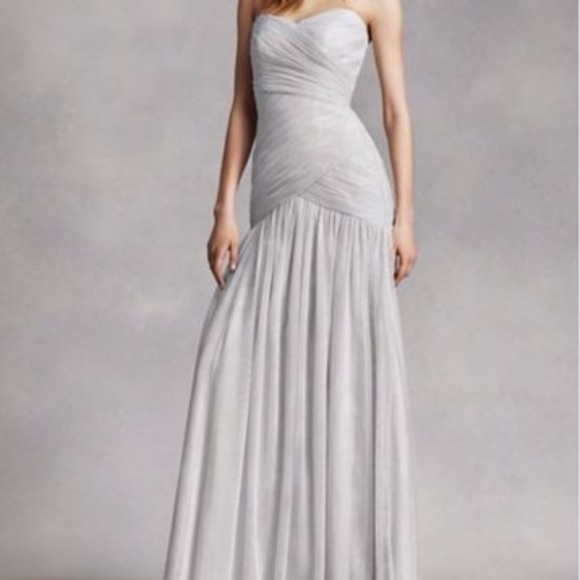 White by Vera Wang Dresses & Skirts - NWT Strapless Bobbin Net Gown w Sweetheart Neck